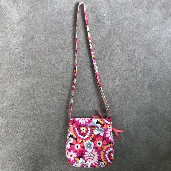 Cross Body Vera Bradly Bag - Picture 2 of 5